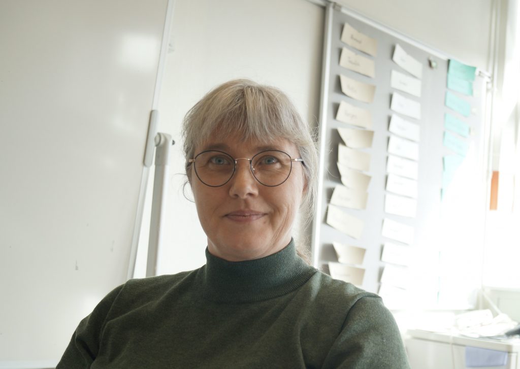 116C16B0 E9C5 44ED B305 0781A800C0C4 1 201 a