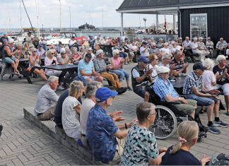 Husk din egen stol til næste koncert: Musik på Marinaen er en stor succes