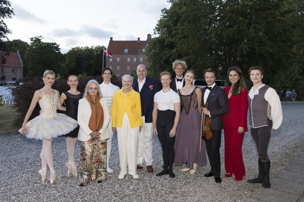 Dronning Margrethe til Verdensballetten 2022 på Sostrup Slot