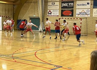 Lokalopgør og topkamp i aften: “Forsvaret bliver afgørende”