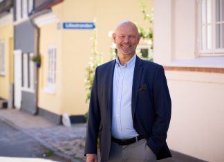 Både bestyrelsesformand og borgmester afviser fratrådt direktørs påstande