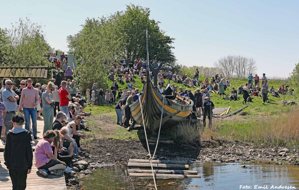 Dragen søsættes (11)