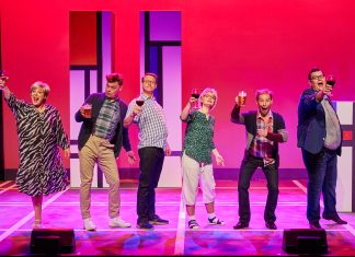 Odense Sommerrevy forgyldes af Vase & Fuglsang