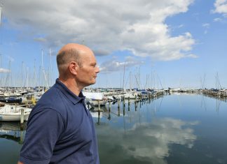 Havnemester med livslang hang til havet