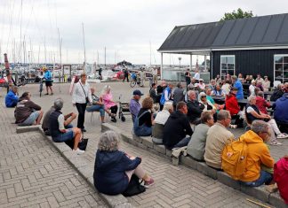 Hør Lindø Harmonika til Musik på Marinaen i aften