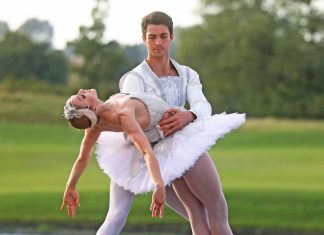 Dårlig vejrudsigt tvinger verdensballet til tidlig start