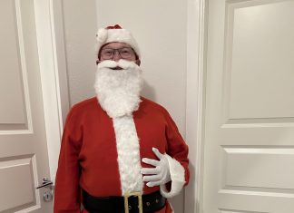 Robert fra Munkebo tager ud som julemand den 24. – Overskuddet går til trængte familier 407217998 333003042855135 3406626792846490531 N