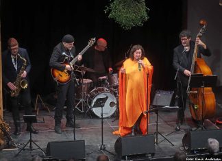 Stående ovationer til julekoncert på Lundsgaard Gods Jazzy Christmas 2023 (7)