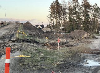 Afviser økonomisk ansvar til adgangsvej, men bruger den til arbejdskørsel