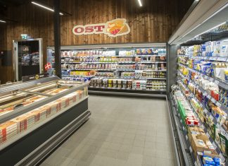 Netto i Munkebo genåbner med gulerodsboller og jazzmusik Åbning Af Netto På Kongelundsvejen