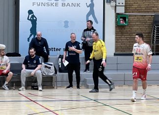 KH i direkte duel om oprykning i fyldt hal: – Sådan en kulisse fortjener den kamp også Img 5243