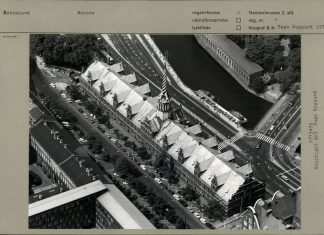 Hvordan restaurerer man et slot? Børsen Tage Rugaard Nationalmuseets Samlinger Online Dmr Topkbh K 04010 1975