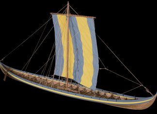 Vikinger bringer Kølstrups nye kirkeskib til kirken Ladby Model (1)