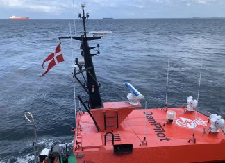 DanPilots lodsbåde sejler nu igen under helt særligt flag Splitflag 2