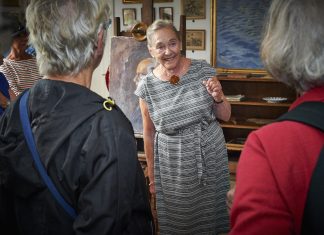 Museum holder 90 års fødselsdag for Johannes Larsens barnebarn Vaerkstedet Ane Talbot Viser Rundt