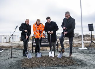 Odense Havn tager fat på sit største byggeri: 10.000 nye kvadratmeter 29112024 Lindø 1 Spadestik Nye Haller 01
