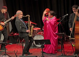 Herlig Jazzy Christmas i Anexet på Lundsgaard Gods 2 Vini Iuel & The Dream Team