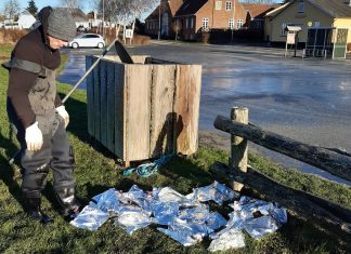 Mystiske poser kan være smugling af rusmidler Poser ved Kølstrup