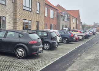 Nyetablerede p-pladser skal måske graves op til fordel for flere træer Strandvejen Parkering 2