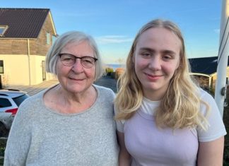 To generationer spiller ud til næste sangaften på biblioteket Billede1