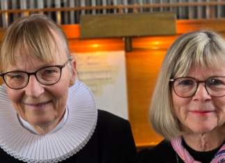 Præst vælger sangene til forårets sidste sangaften på biblioteket Sangaften