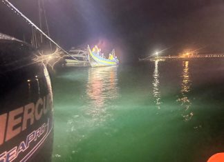 Vikingeskib fik hjælp af vikarierende redningsbåd Fb img 1752748332884