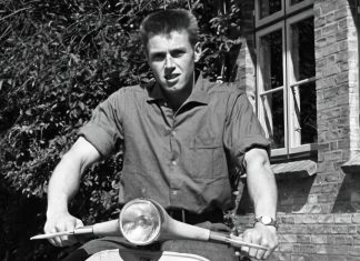 Kørte verden rundt på sin scooter: Fynsk eventyrer fylder 90 år Vagn tyrsted 1