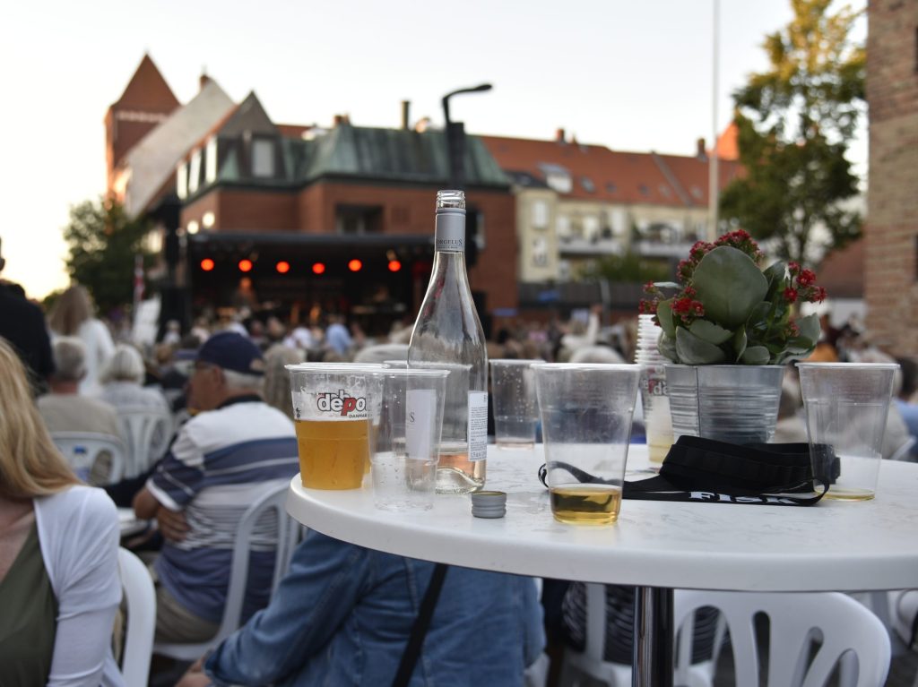 Alkohol og mennesker genre red