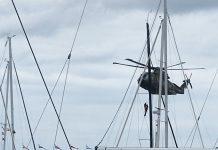 Marinaens Dag for fulde sejl: Til vands, til lands og i luften Marinaens Dag redningshelikopter