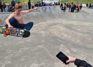 Skatere fra landsholdet satte Multiparken på den anden ende Oliver Holm skateboard Munkebo