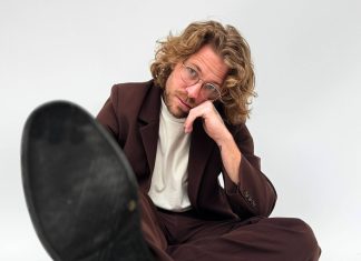Tidligere dansk Eurovisions-vinder giver koncert i Samlingsstuen Tim schou scaled