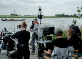 Optagelserne til en ny sæson af Danefæ er gået i gang i Ladby Danefæ Foto Andreas Bastiansen FilmFyn
