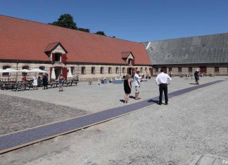 Se verdens største linoleumstryk blive trykt Linoleumstryk (101)