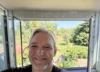 Sommerserie: SF’er nyder morgenvandring i haven Alex