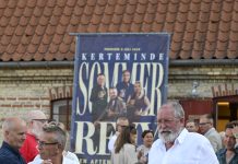 Premiere-publikum tog godt imod genopstanden Kerteminde-revy Revy4