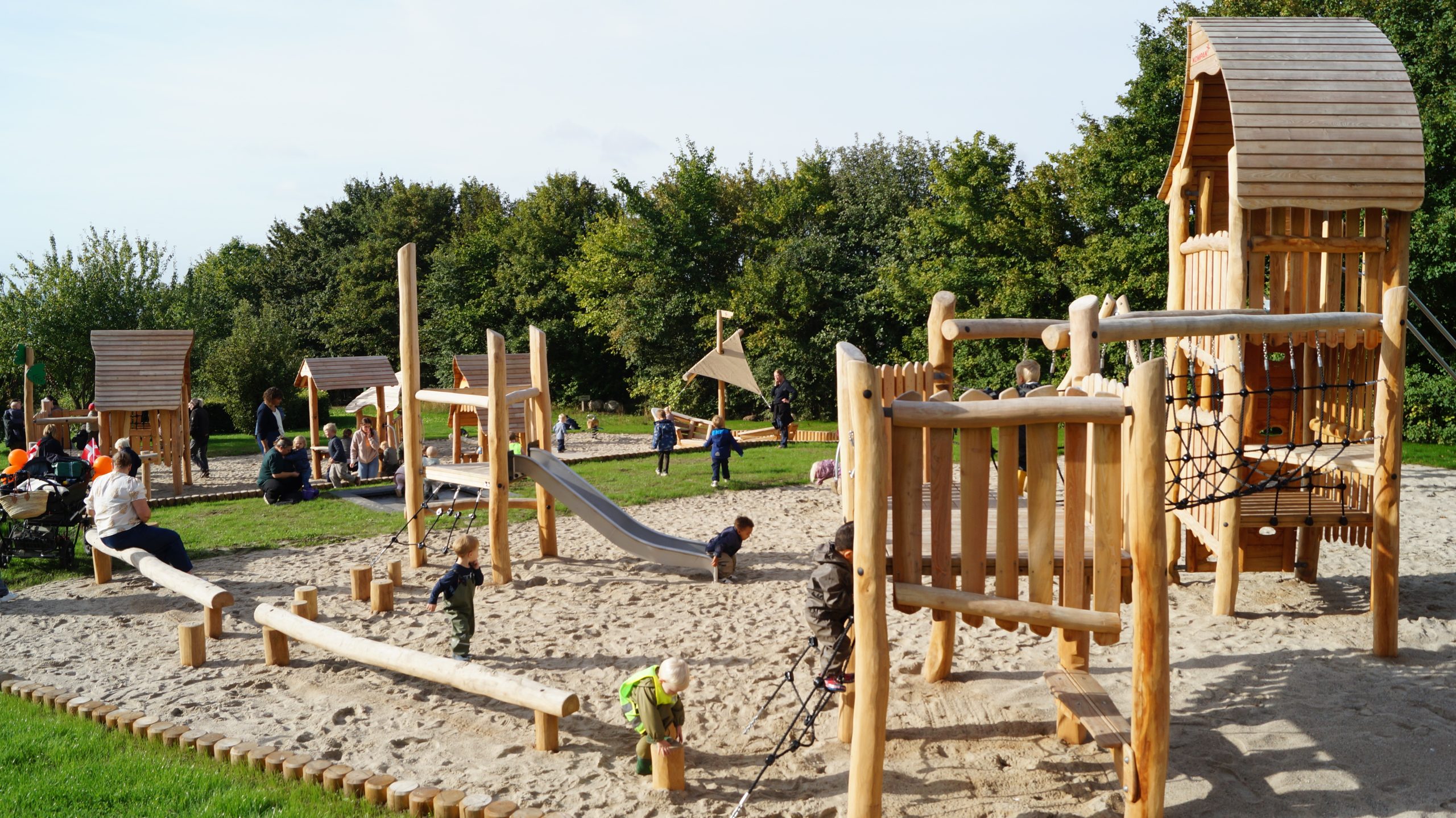Indvielse Vikinge-naturlegeplads på Munkebo Bakke Indvielse Vikinge-naturlegeplads på Munkebo Bakke