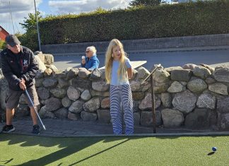 Kerteminde Minigolf donerer igen i år penge til Kjerteminde Avis 20261004