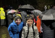 Flere hundrede trodsede vejret til halloween i Multiparken Halloween i Multiparken 2026