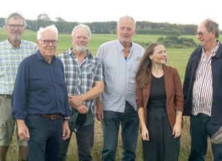 Glad jazz-musik i forsamlingshuset Unnamed